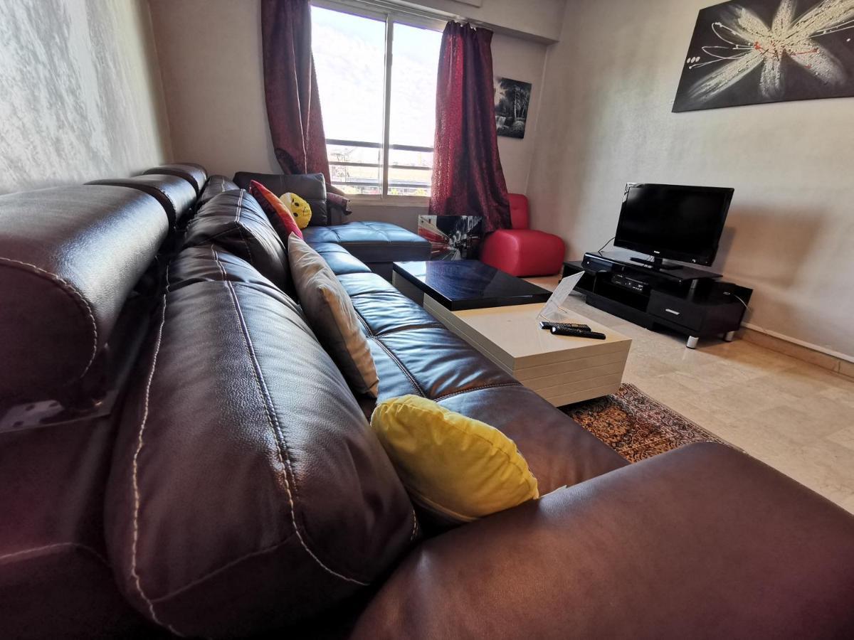 Blume Apartment Casa Port - 2 Bedrooms Casablanca Bagian luar foto